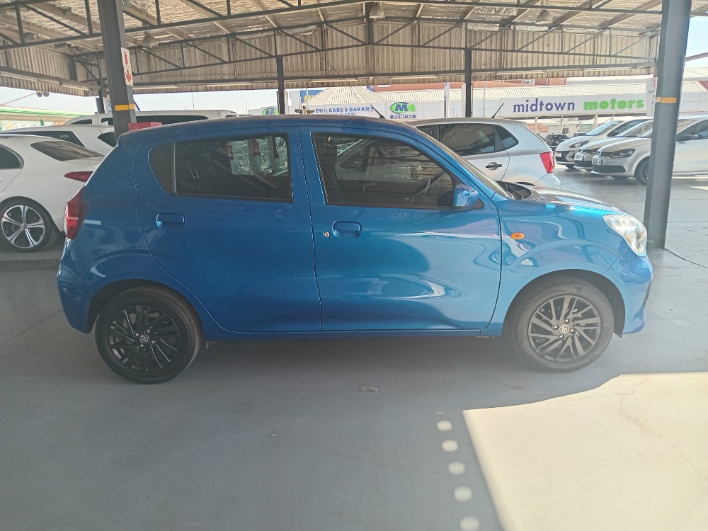 2024 VITZ 1.0 XR