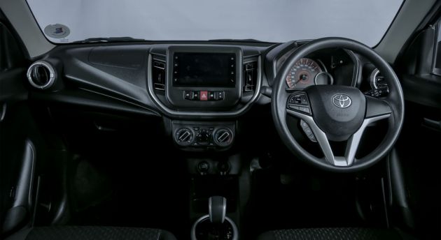 2023 VITZ 1.0 XR AMT