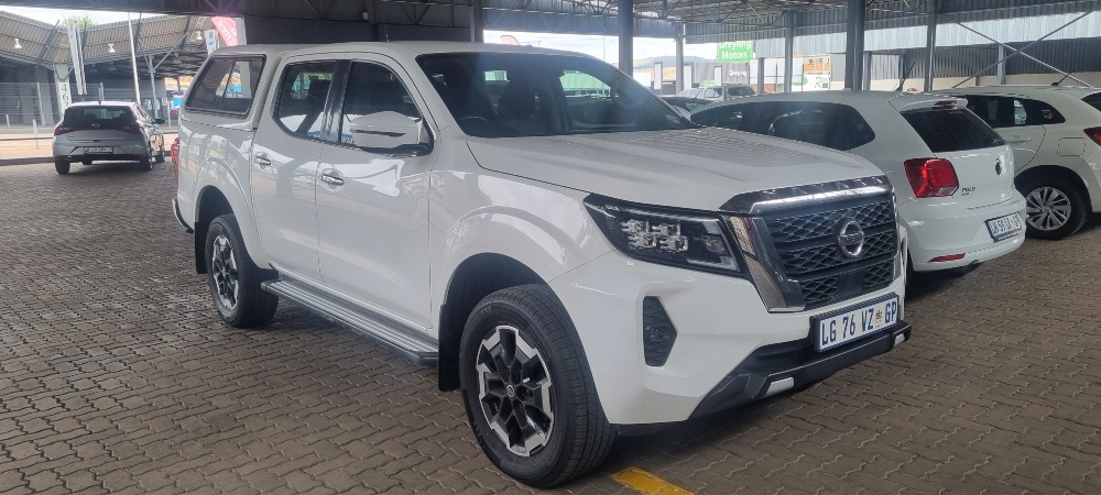 2023 Nissan Navara