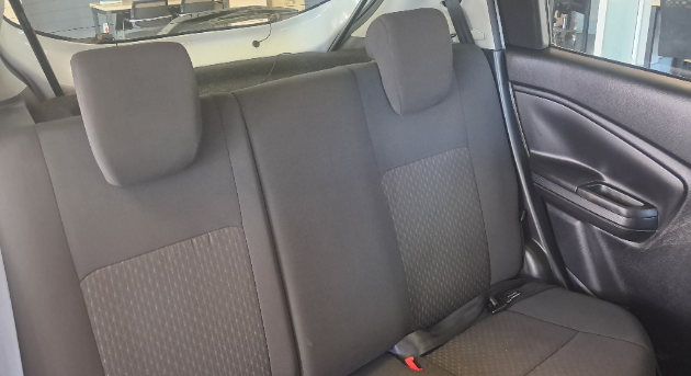 2023 VITZ 1.0 XR