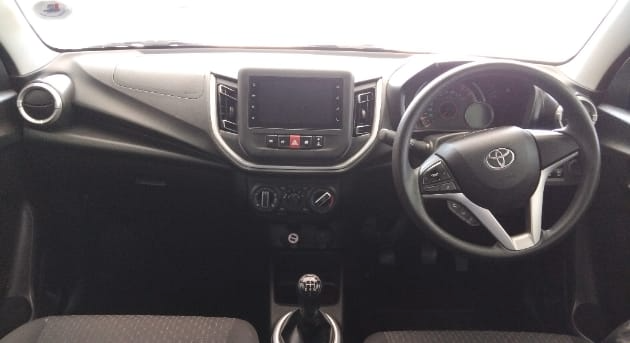 2023 VITZ 1.0 XR