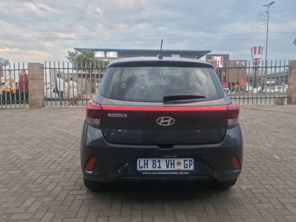 2023 GRAND i10 1.0 MOTION/PREMIUM