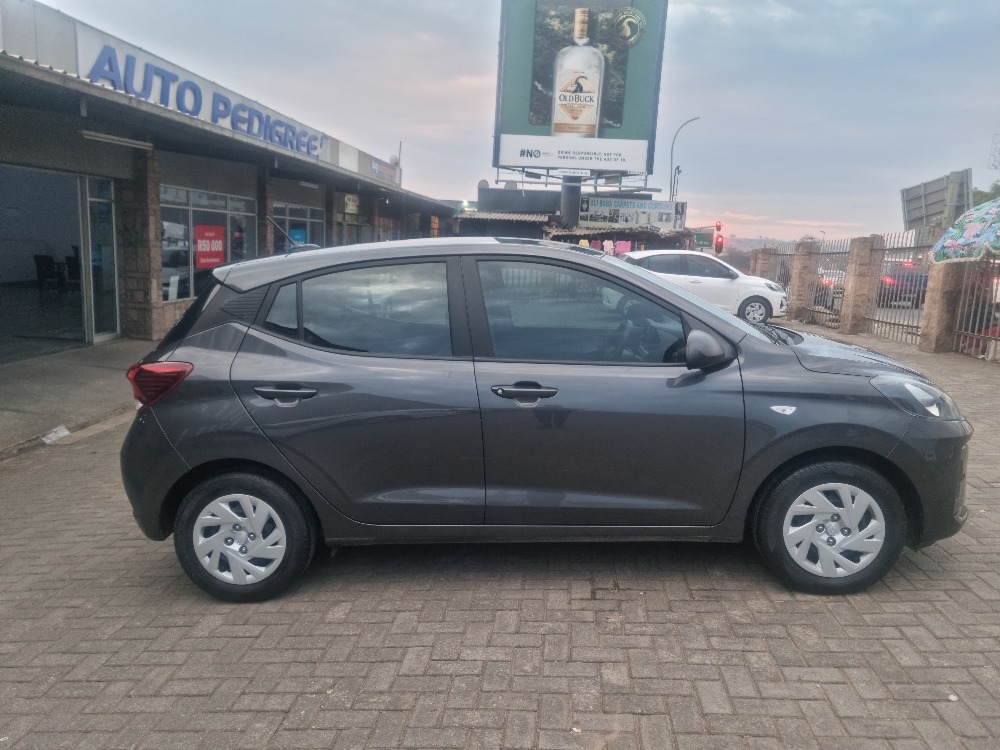 2023 GRAND i10 1.0 MOTION/PREMIUM