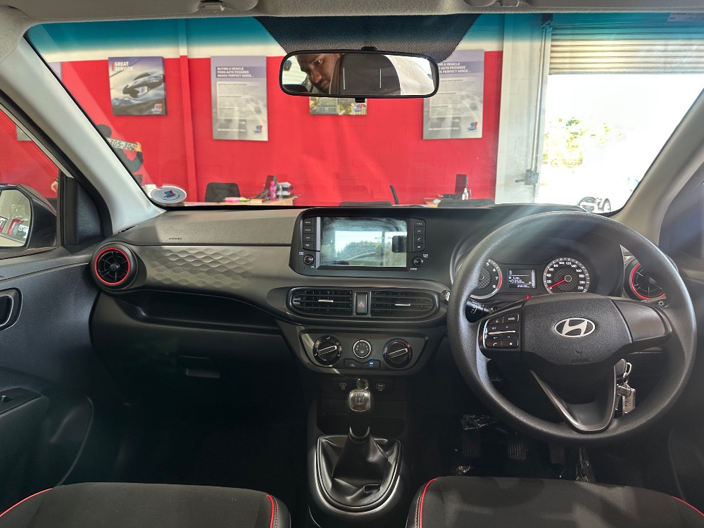 2023 GRAND i10 1.0 MOTION/PREMIUM