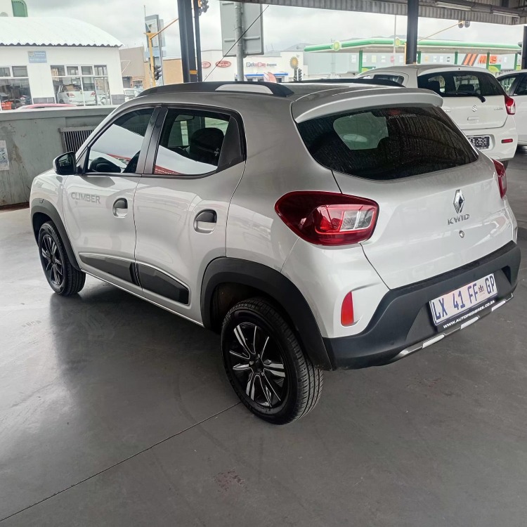 2024 KWID 1.0 CLIMBER 5DR AMT