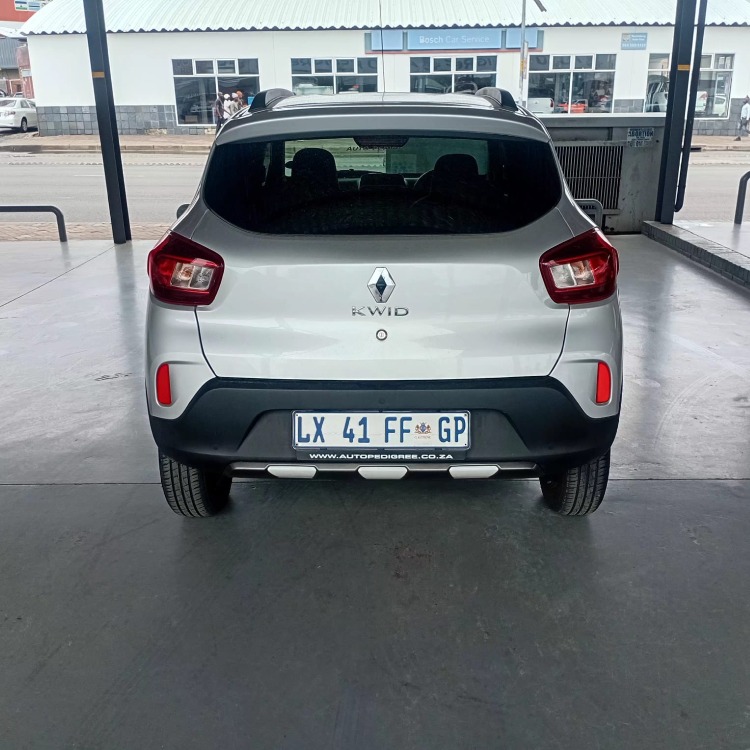 2024 KWID 1.0 CLIMBER 5DR AMT