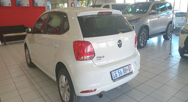 2023 POLO VIVO 1.6 COMFORTLINE TIP (5DR)