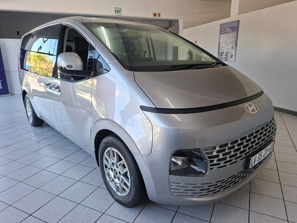 2024 Hyundai Staria