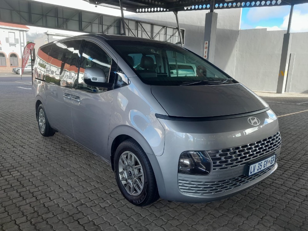 2024 Hyundai Staria
