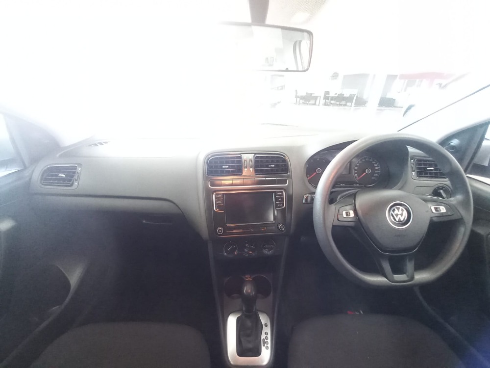 2024 POLO VIVO 1.6 COMFORTLINE TIP (5DR)