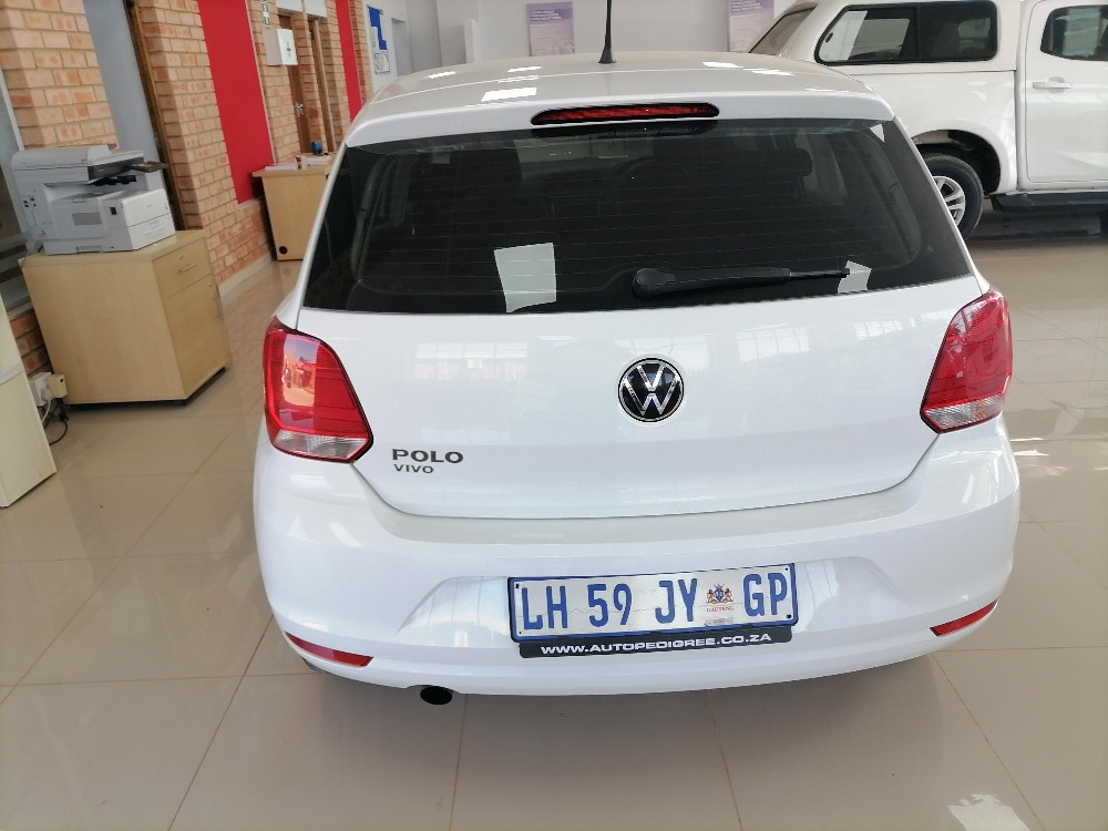 2023 POLO VIVO 1.6 COMFORTLINE TIP (5DR)