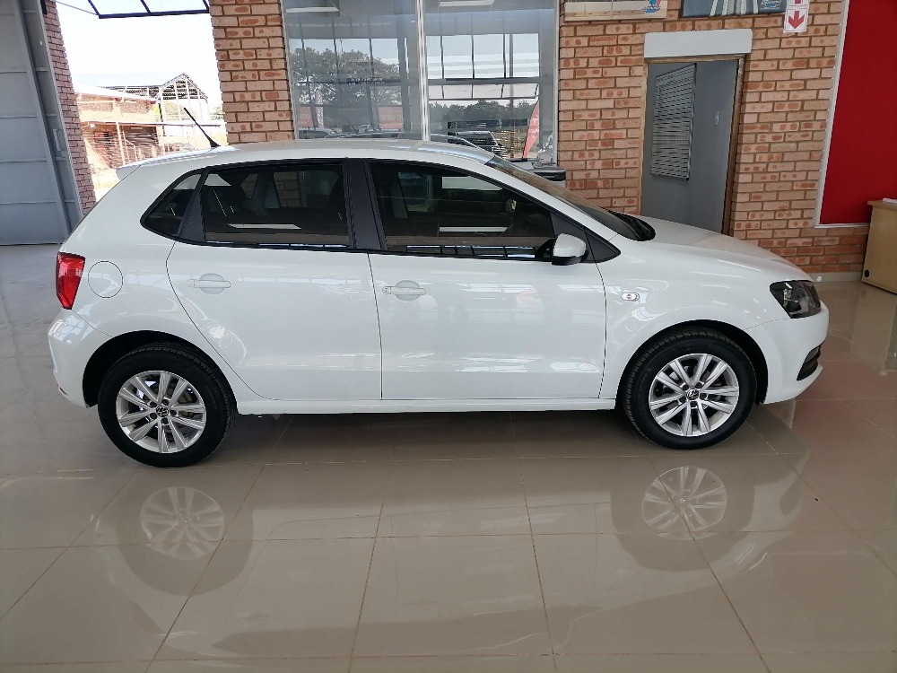 2023 POLO VIVO 1.6 COMFORTLINE TIP (5DR)