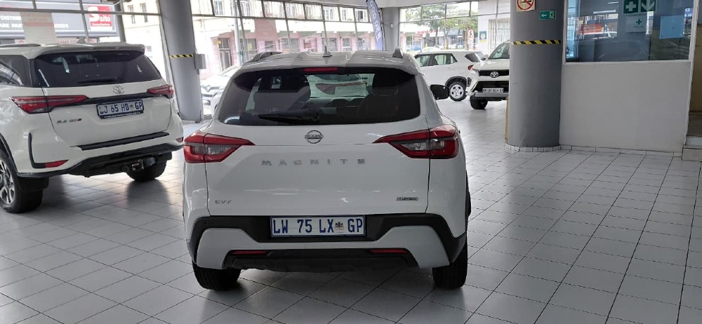 2024 MAGNITE 1.0T ACENTA CVT