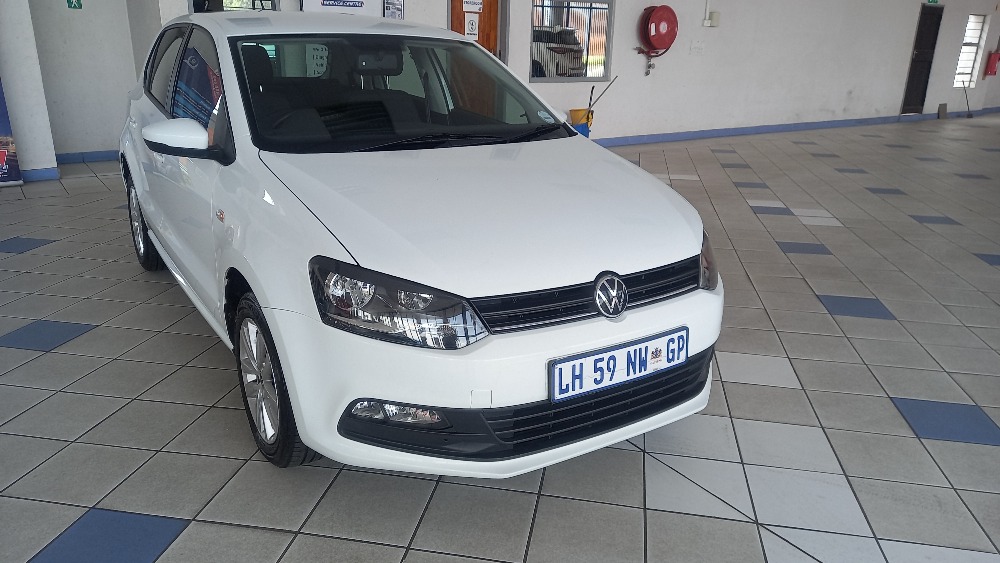 2023 POLO VIVO 1.6 COMFORTLINE TIP (5DR)