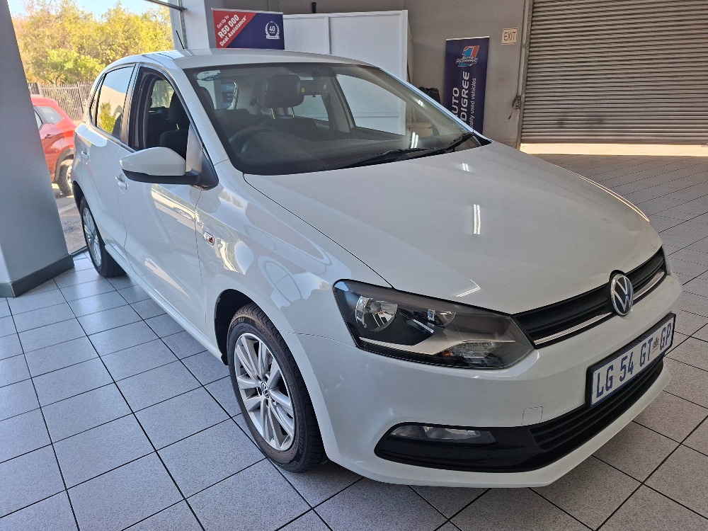 2023 POLO VIVO 1.6 COMFORTLINE TIP (5DR)