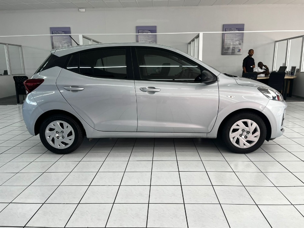 2024 GRAND i10 1.0 MOTION/PREMIUM