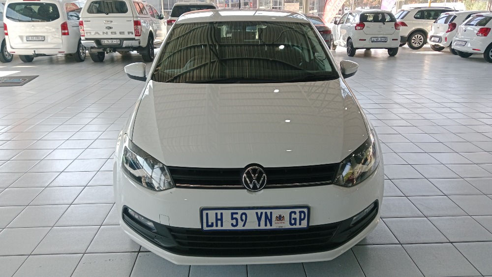 2023 POLO VIVO 1.6 COMFORTLINE TIP (5DR)