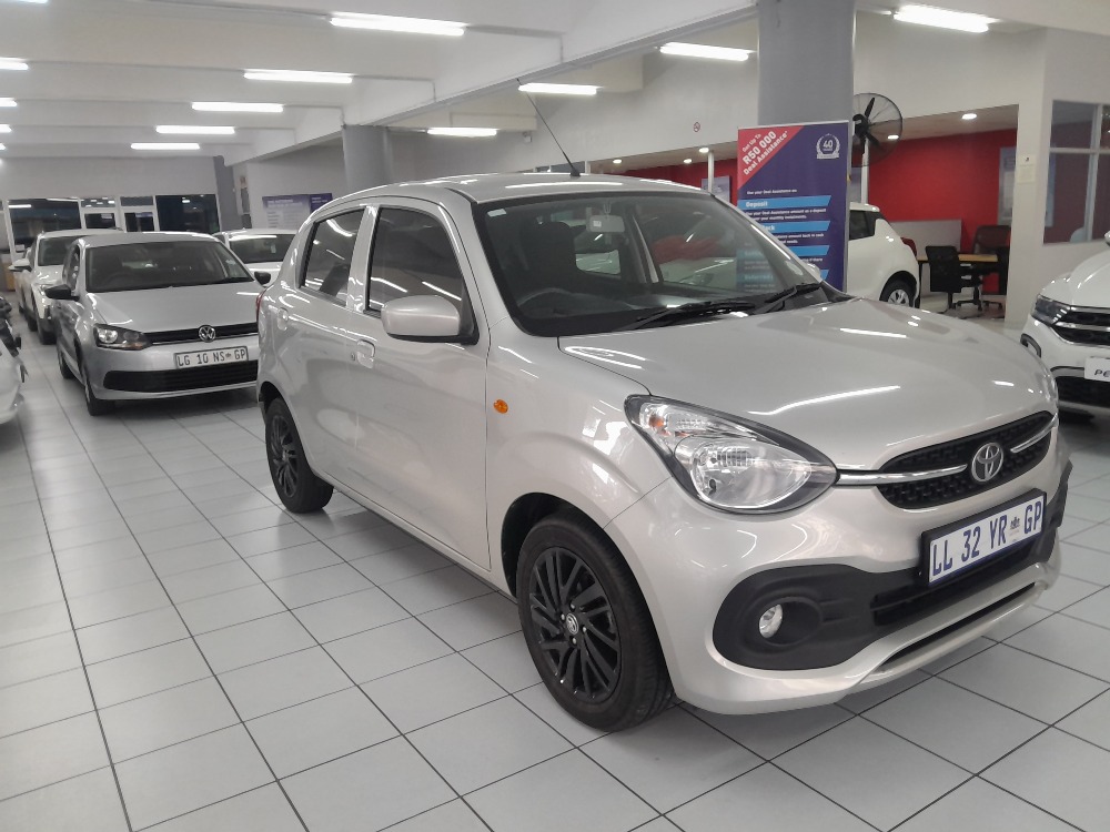 2023 Toyota Vitz