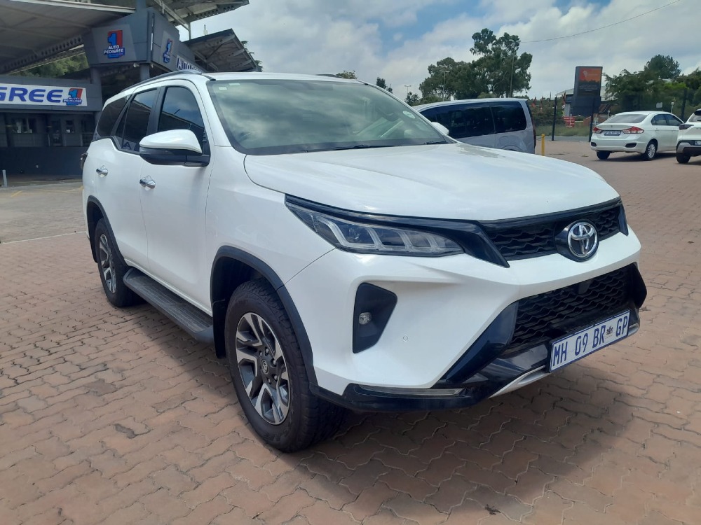 2025 Toyota Fortuner