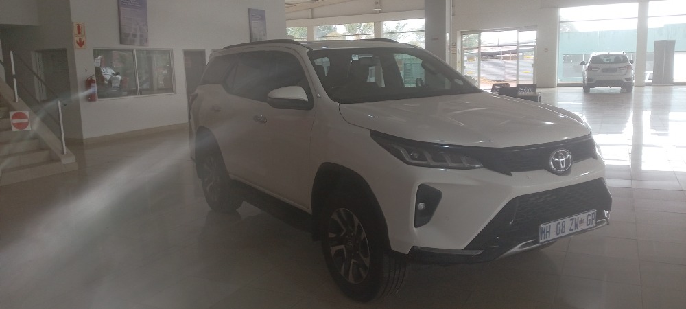 2025 Toyota Fortuner