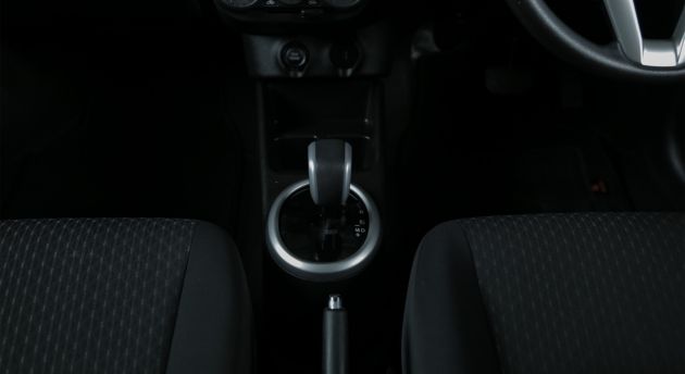 2024 VITZ 1.0 XR AMT