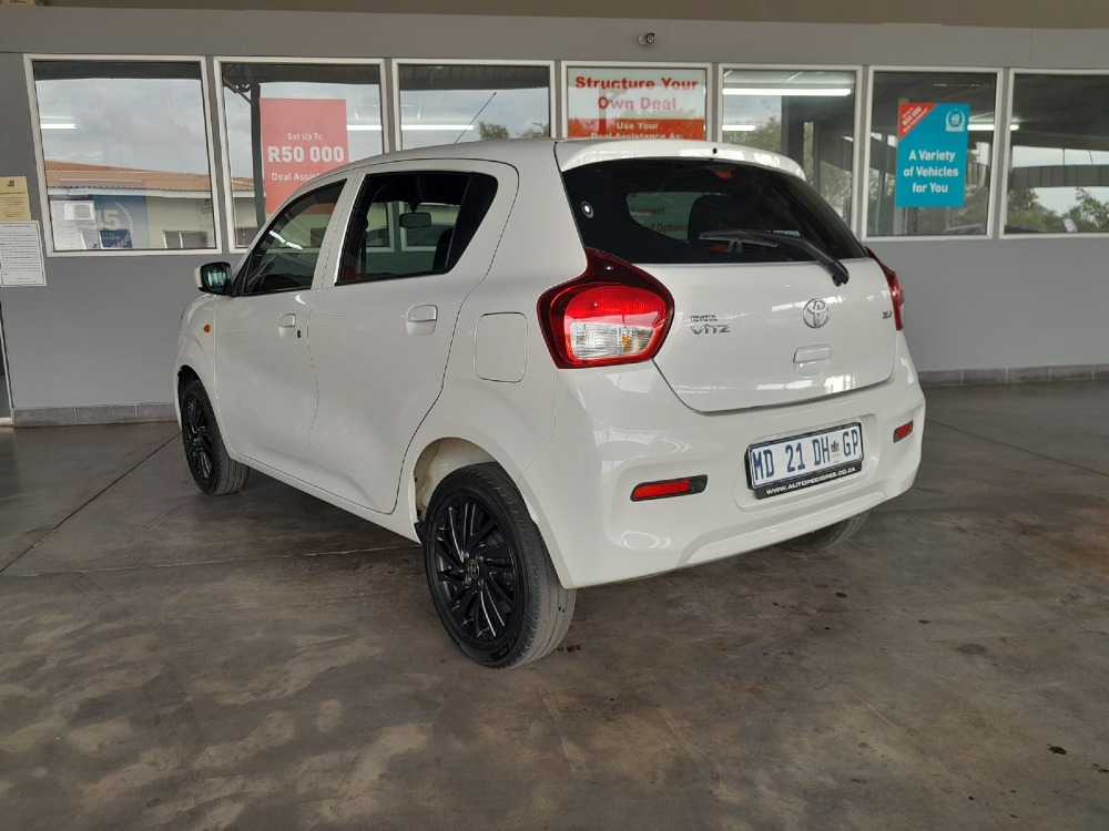 2025 VITZ 1.0 XR