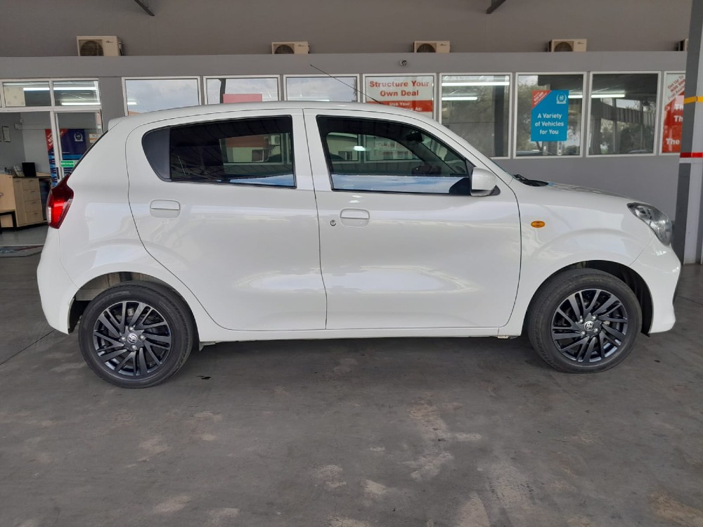 2025 VITZ 1.0 XR