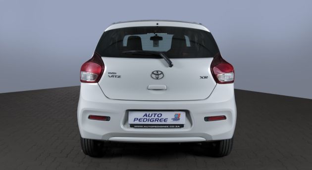 2024 VITZ 1.0 XR