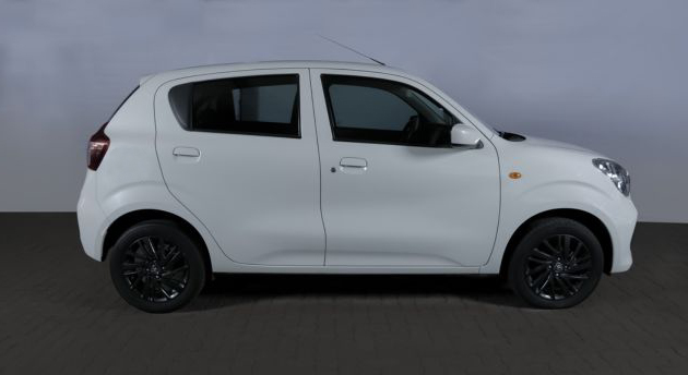 2024 VITZ 1.0 XR