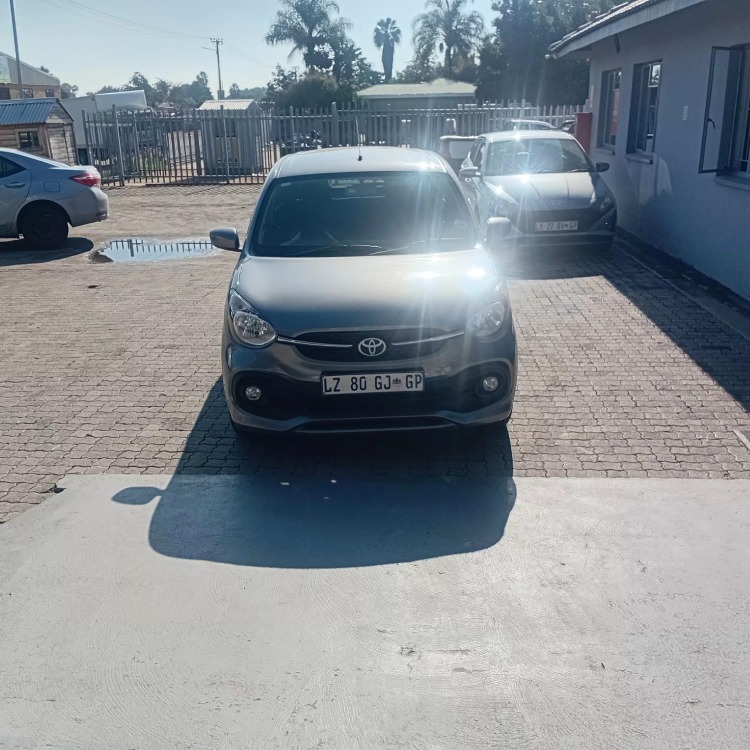 2024 VITZ 1.0 XR AMT