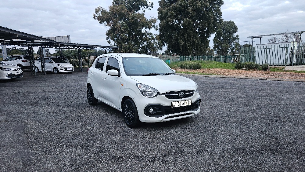 2024 VITZ 1.0 XR AMT