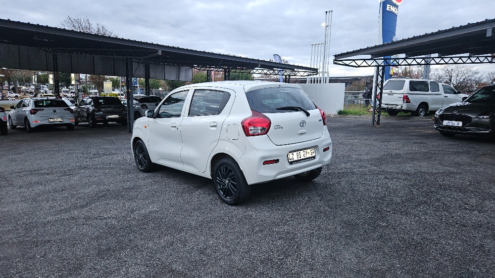 2024 VITZ 1.0 XR AMT