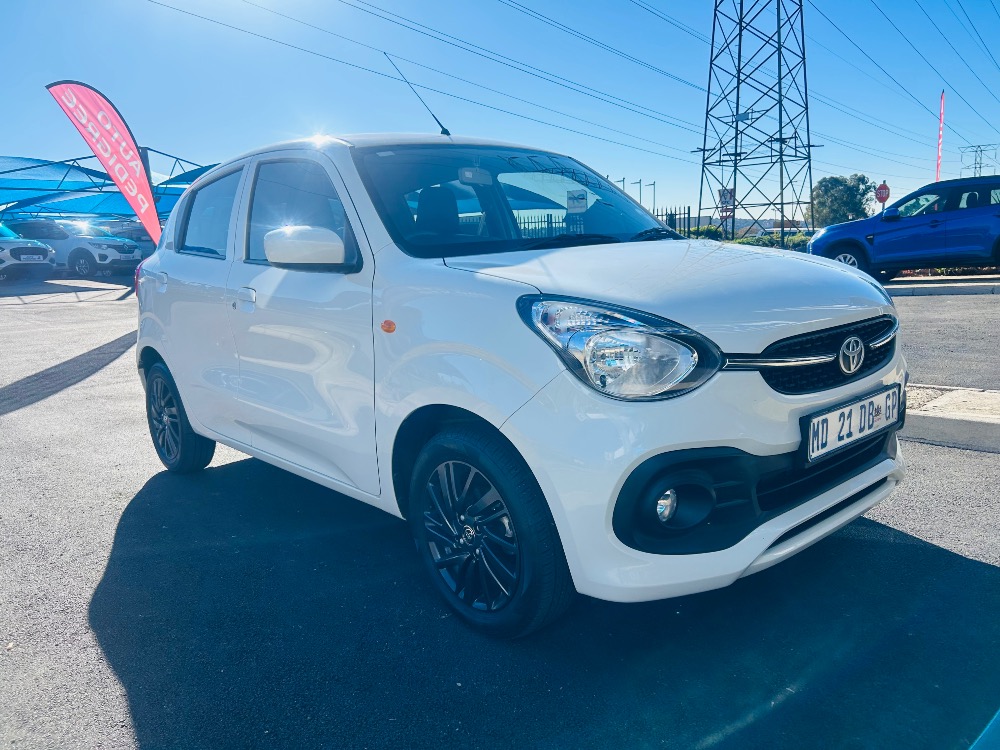 2025 Toyota Vitz