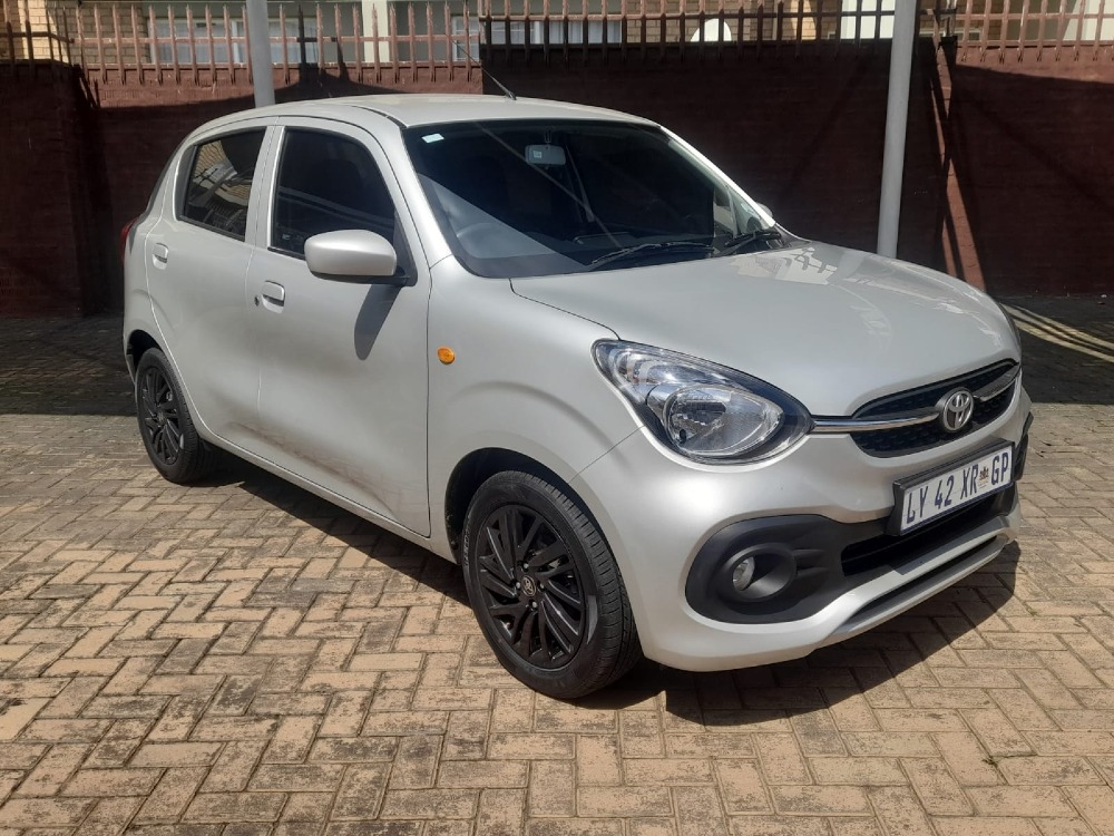 2024 Toyota Vitz