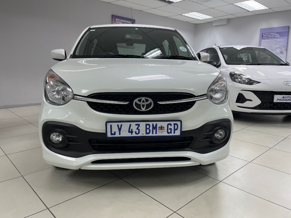 2024 VITZ 1.0 XR AMT
