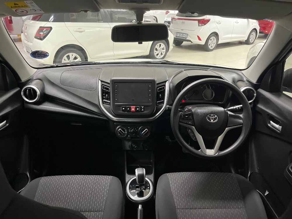 2024 VITZ 1.0 XR AMT