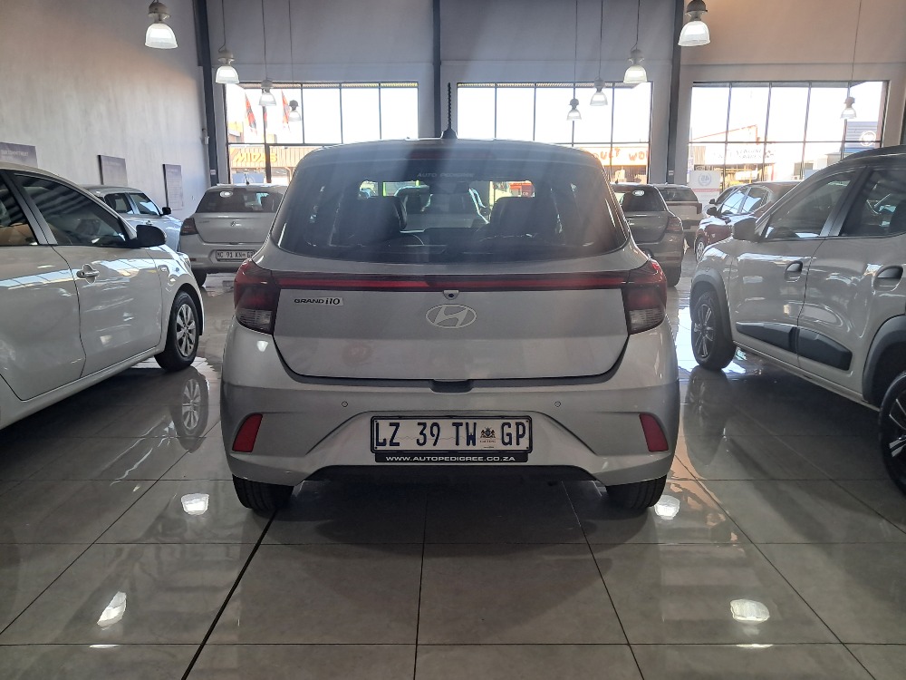 2024 GRAND i10 1.0 MOTION/PREMIUM