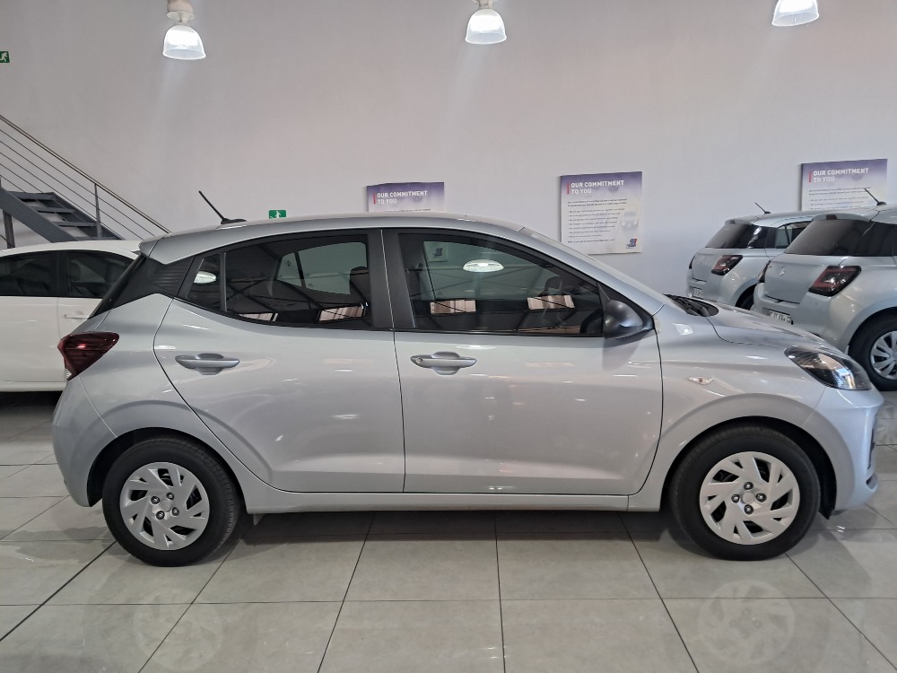 2024 GRAND i10 1.0 MOTION/PREMIUM