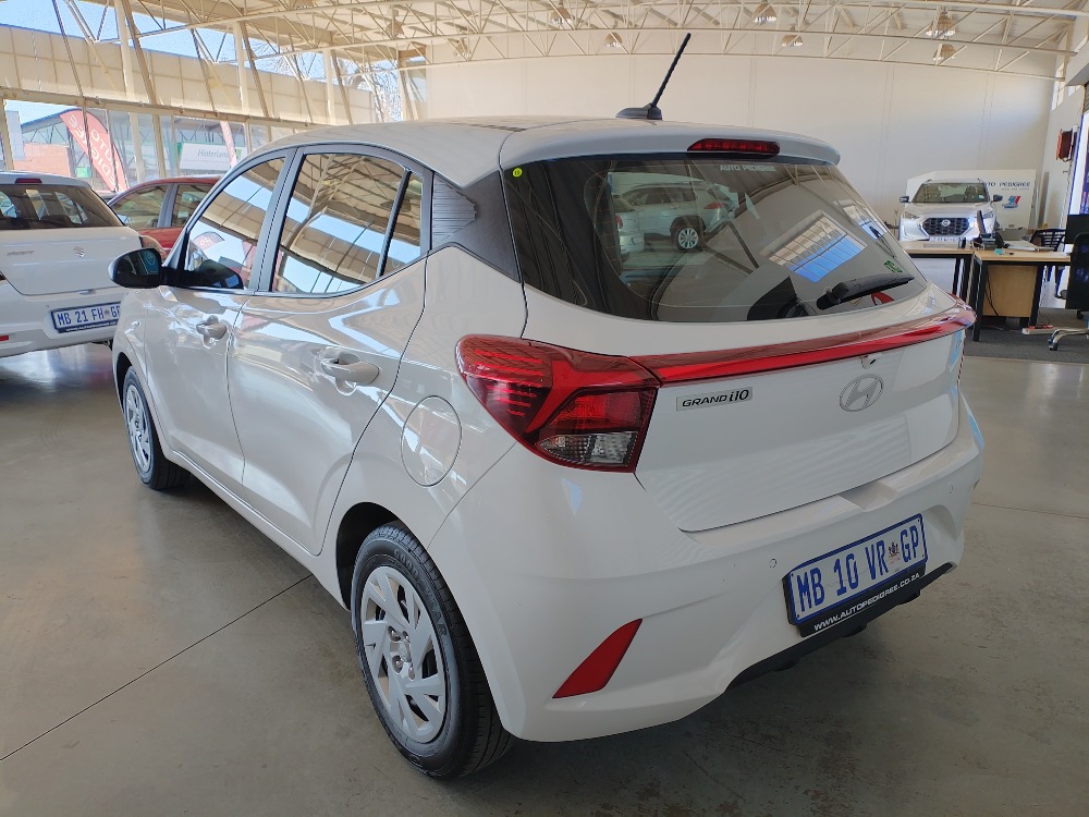 2024 GRAND i10 1.2 MOTION/PREMIUM A/T
