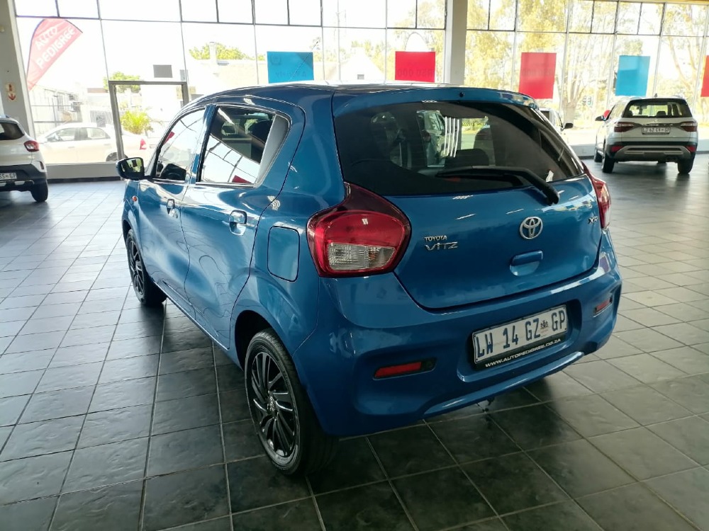 2024 VITZ 1.0 XR