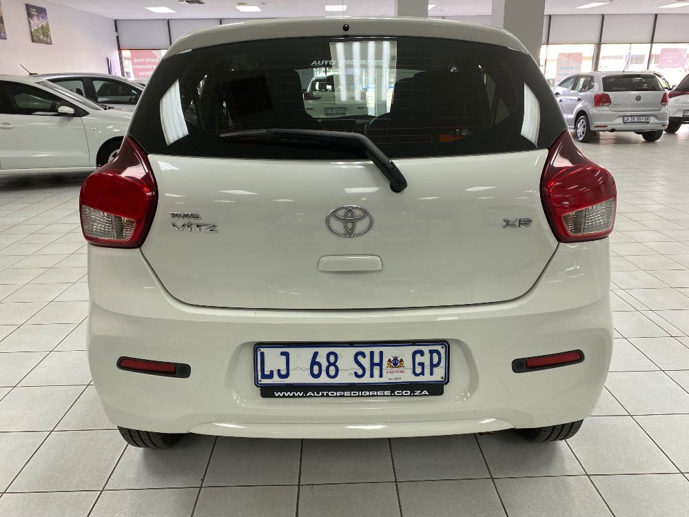 2023 VITZ 1.0 XR