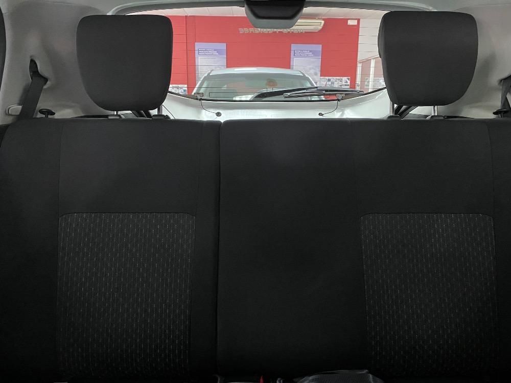 2023 VITZ 1.0 XR