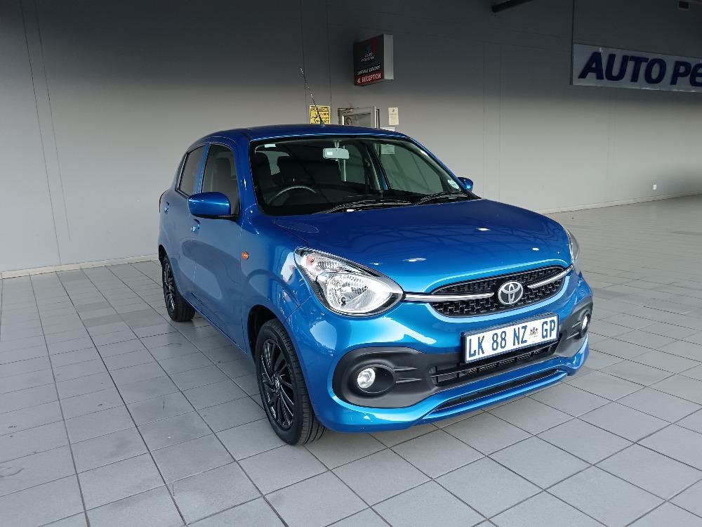 2023 VITZ 1.0 XR