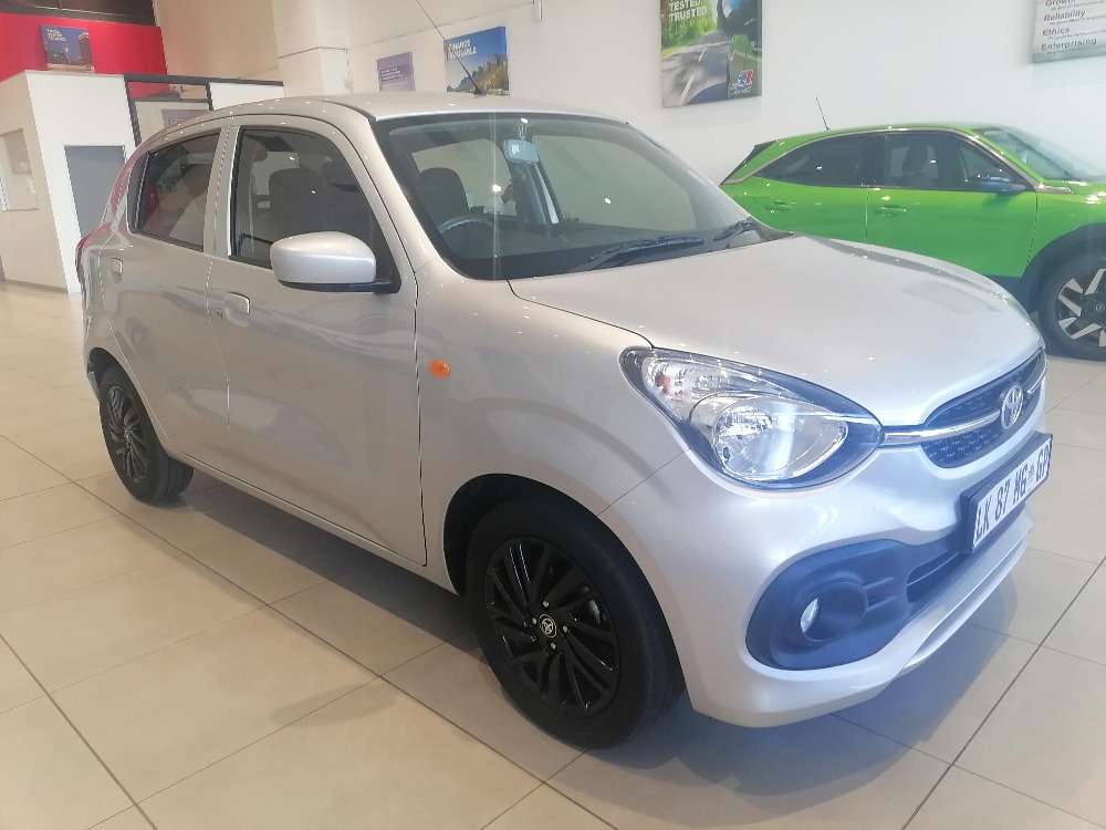 2023 VITZ 1.0 XR AMT