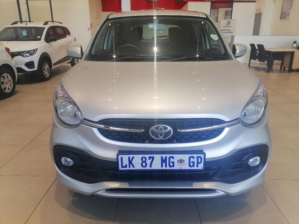 2023 VITZ 1.0 XR AMT