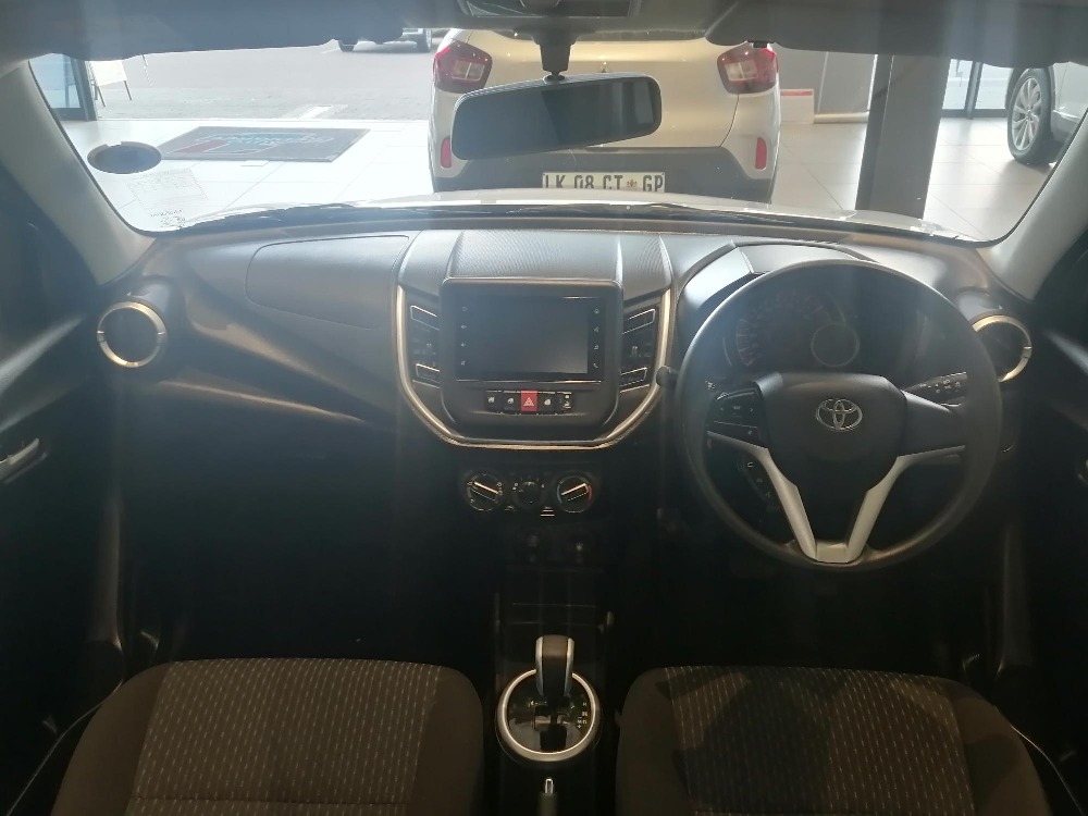 2023 VITZ 1.0 XR AMT