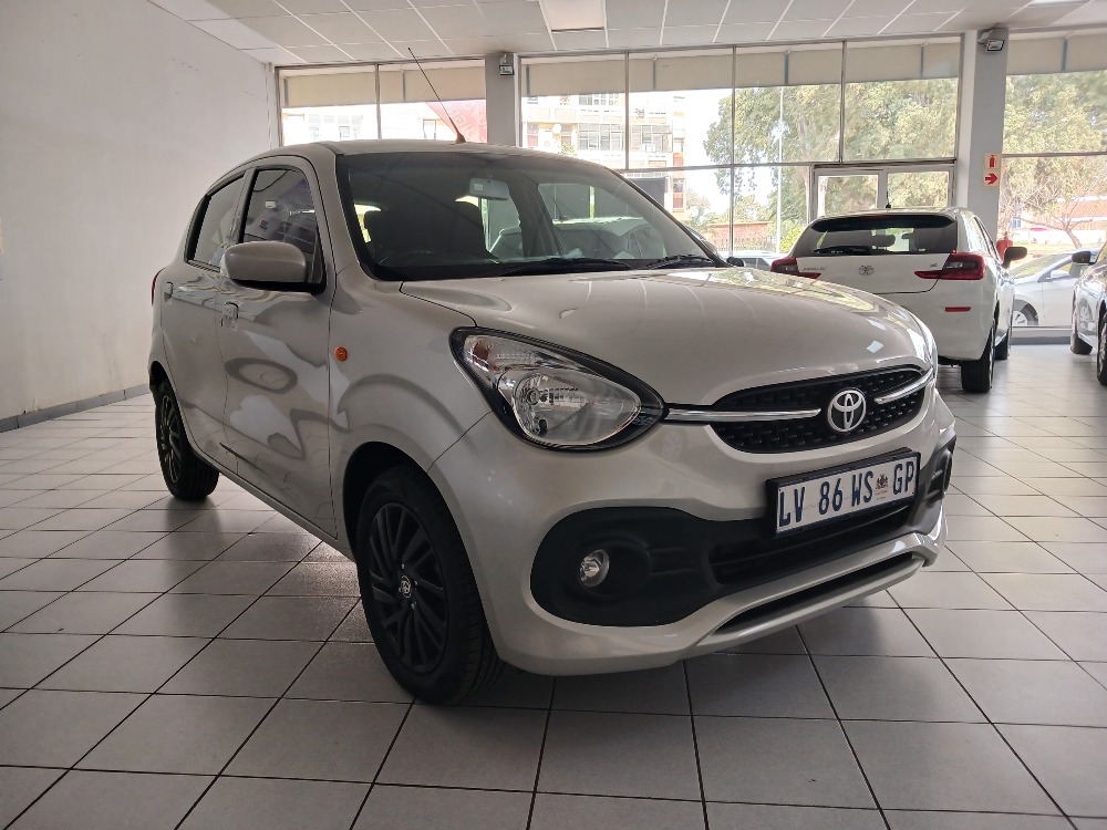 2024 VITZ 1.0 XR