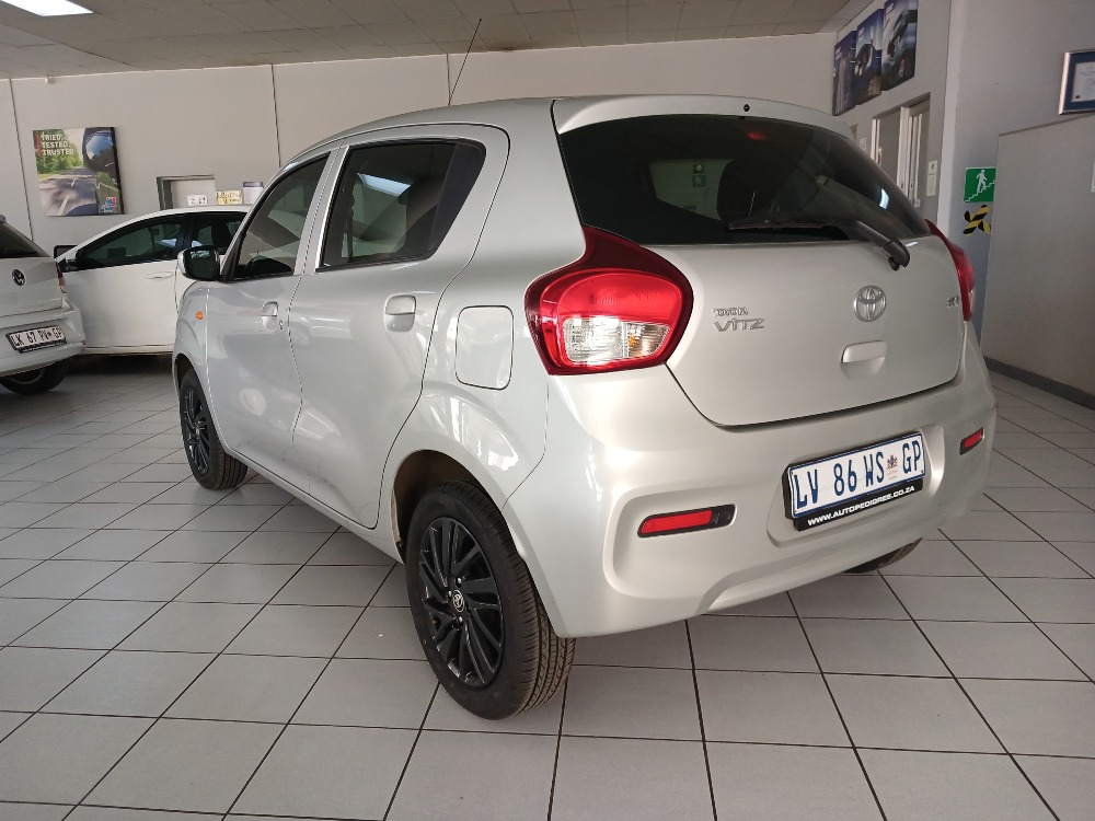 2024 VITZ 1.0 XR