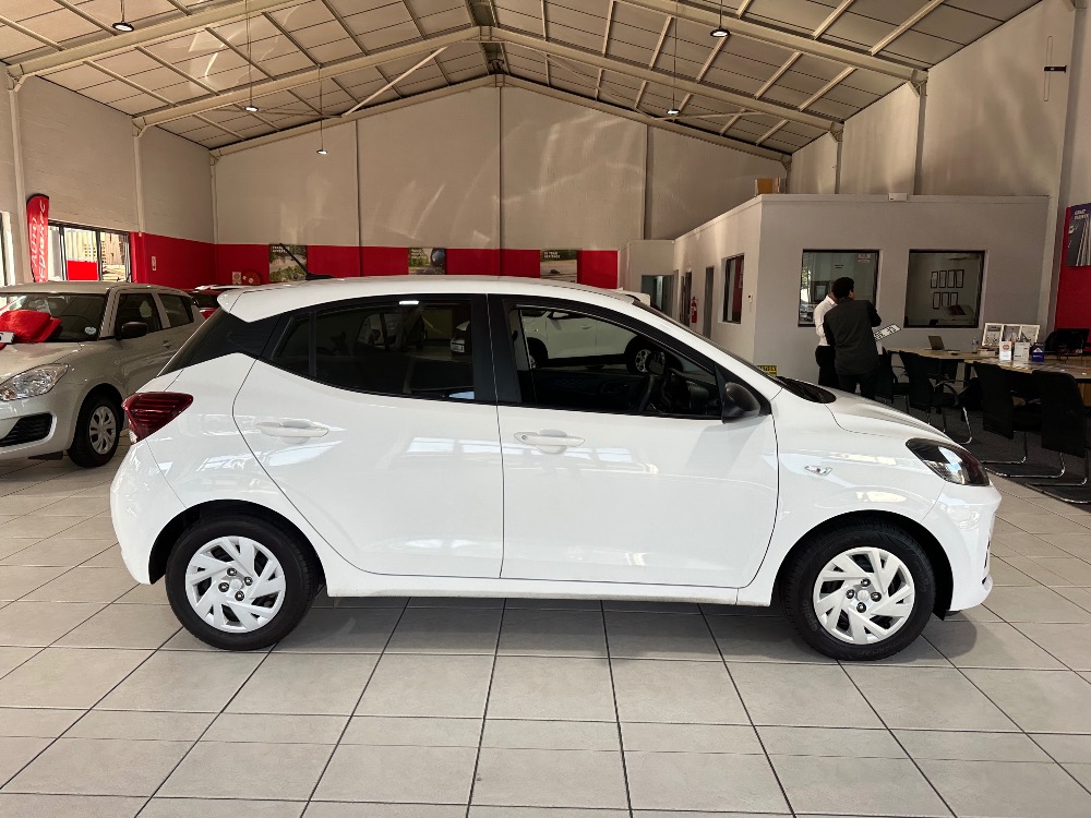 2023 GRAND i10 1.0 MOTION/PREMIUM