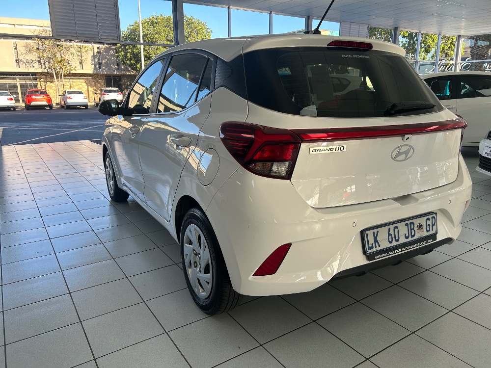 2023 GRAND i10 1.0 MOTION/PREMIUM